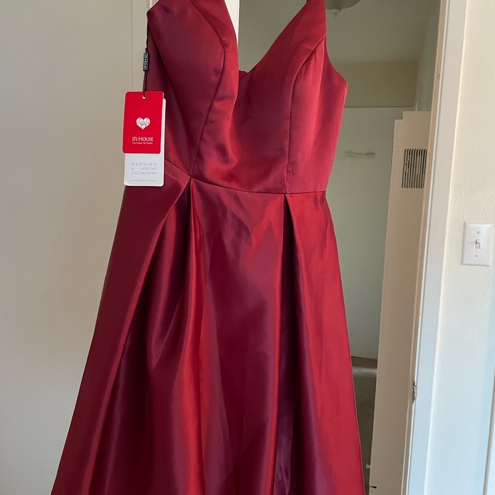 New wedding and special occasions dress.